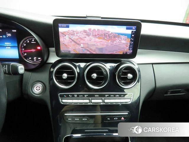 Mercedes-Benz C-Class W205 2019 Серый из Кореи, фото 2