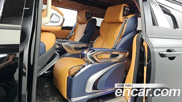 Kia Carnival 4th generation 2023 Черный из Кореи, фото 2