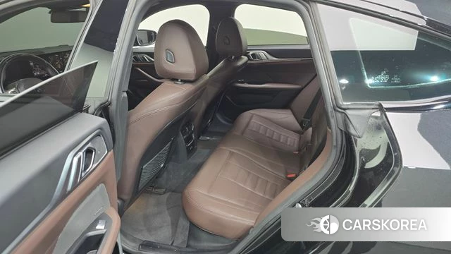 BMW i4 2023 Черный из Кореи, фото 2