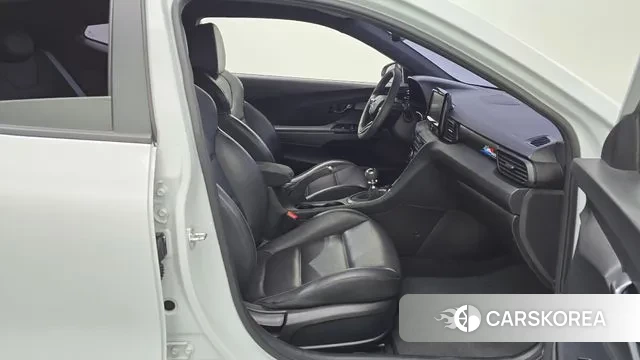 Hyundai Veloster (JS) 2018 Белый из Кореи, фото 2