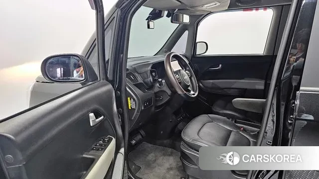 Kia The New Kia Ray 2023 Черный из Кореи, фото 2