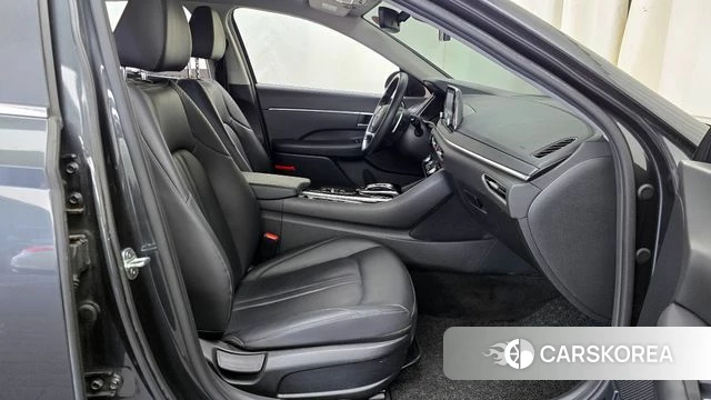 Hyundai Sonata (DN8) 2020 Серый из Кореи, фото 2