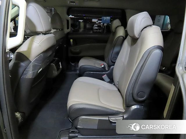 Kia The New Carnival 4th Generation 2025 Черный из Кореи, фото 2