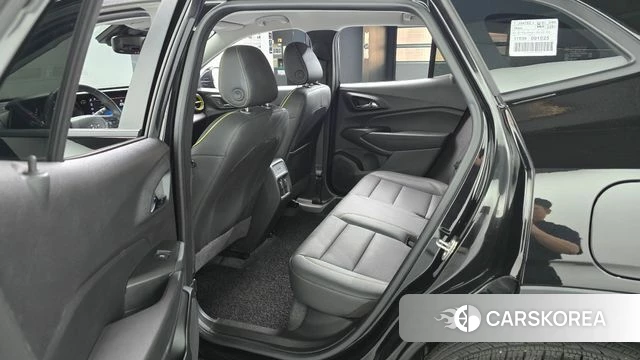 Chevrolet (GM Daewoo) Trax Crossover 2023 Черный из Кореи, фото 2