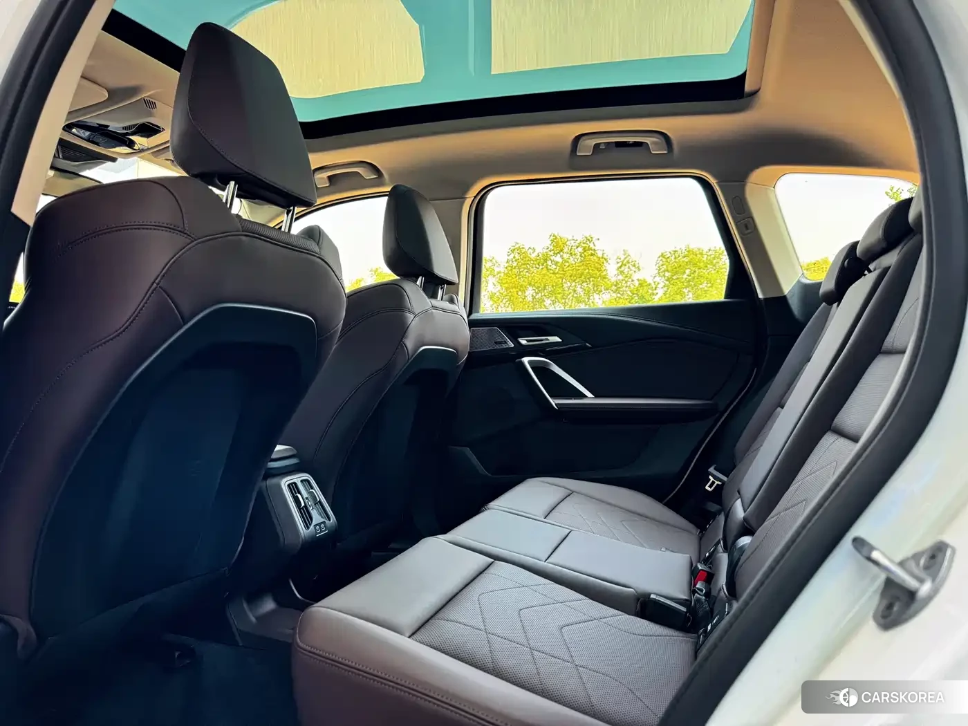 BMW X1 2025 Белый из Китая, фото 2