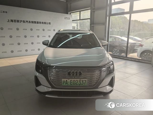 Audi Q5 e-tron 2024 Белый из Китая, фото 2