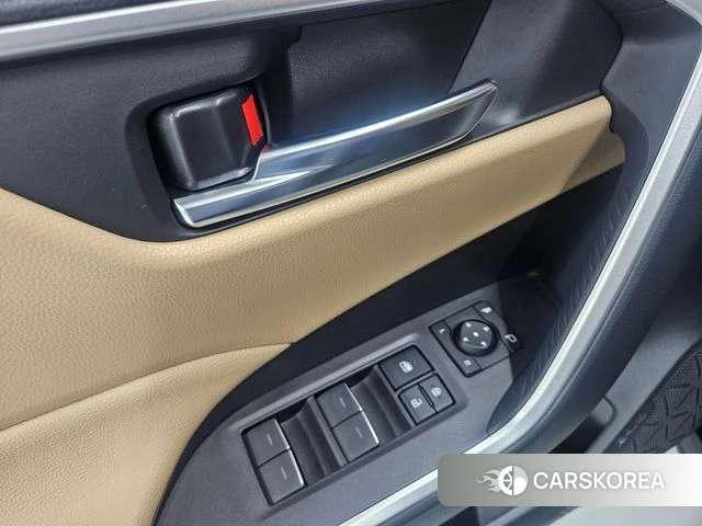 Toyota RAV4 5th Generation 2025 Черный из Кореи, фото 2