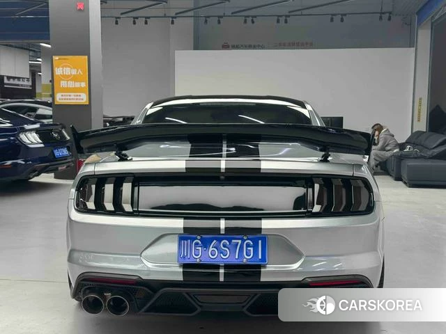 Ford Mustang 2018 Серебристо-серый из Китая, фото 2