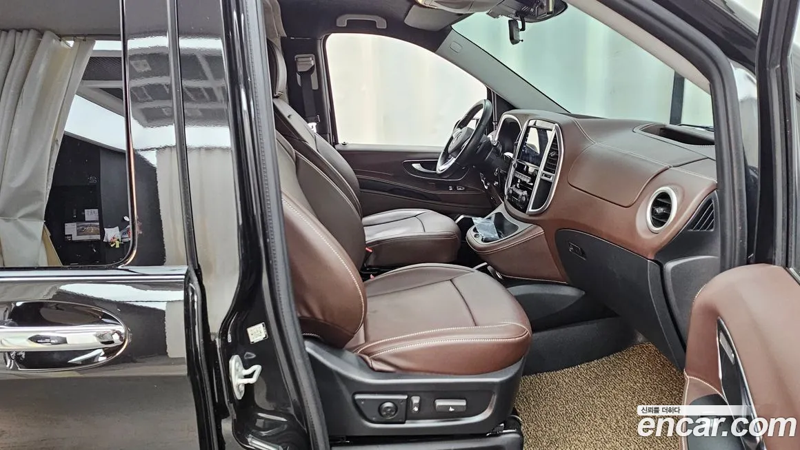 Mercedes-Benz V-Class 2019 из Кореи, фото 2