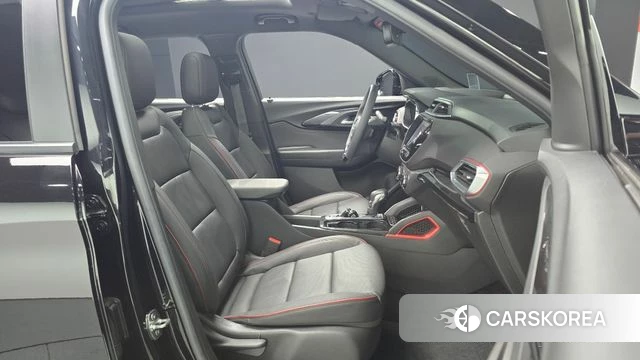 Chevrolet (GM Daewoo) Trailblazer 2022 Черный из Кореи, фото 2