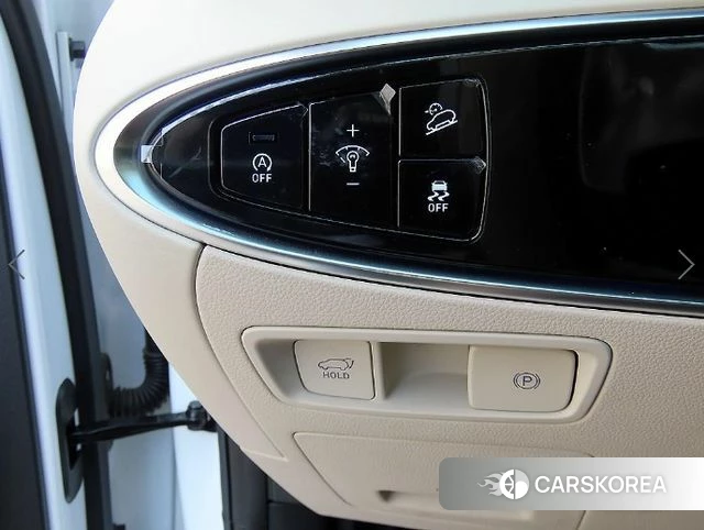 Genesis GV70 2023 Белый из Кореи, фото 2