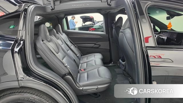 Tesla Model X 2023 Черный из Кореи, фото 2