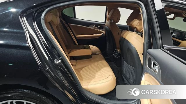 Genesis The New G70 2021 Черный из Кореи, фото 2