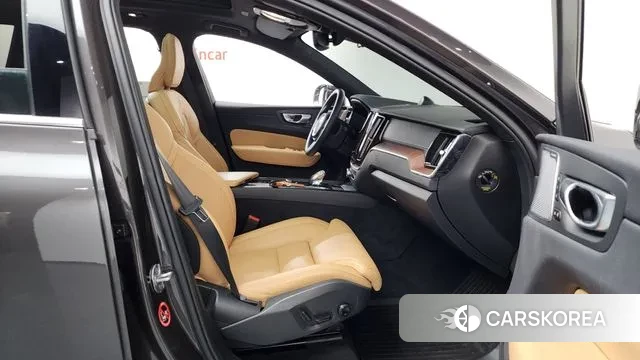 Volvo XC60 second Generation 2024 Серый из Кореи, фото 2