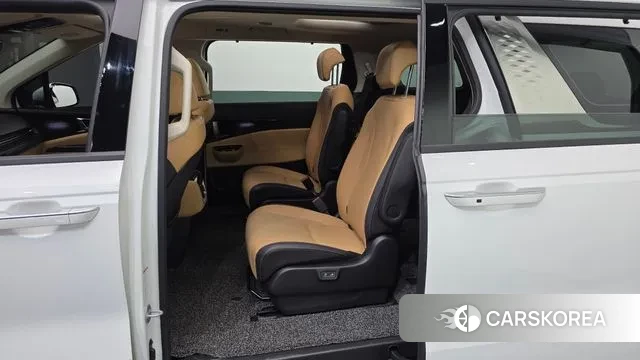 Kia Carnival 4th generation 2021 Белый из Кореи, фото 2