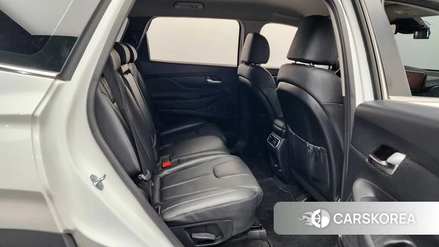Hyundai The New Santa Fe 2022 Белый из Кореи, фото 2