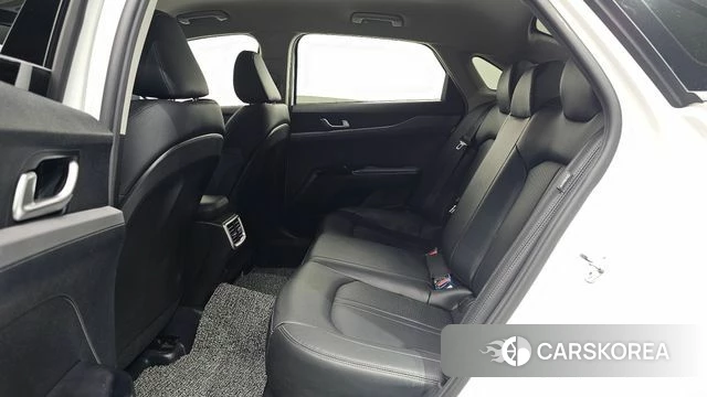 Kia The New K5 3rd generation 2025 Белый из Кореи, фото 2