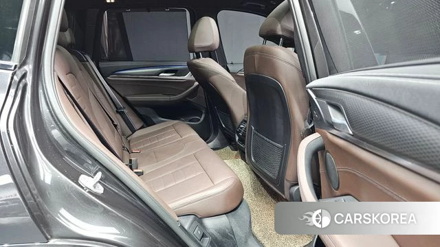 BMW X3 (G01) 2022 Черный из Кореи, фото 2