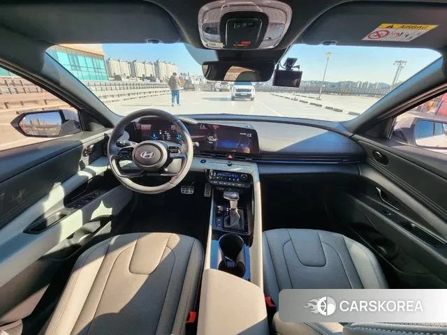 Hyundai The New Avante (CN7) 2023 Белый из Кореи, фото 2