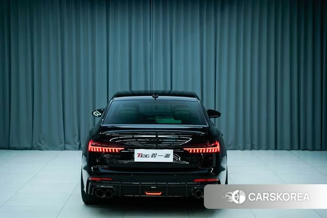 Audi A6L 2020 Черный из Китая, фото 2
