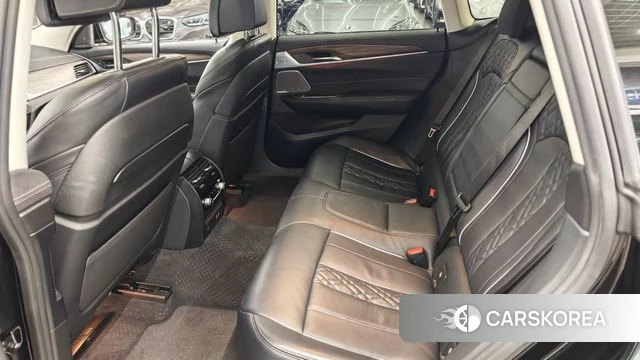 BMW 6 Series GT (G32) 2022 Черный из Кореи, фото 2