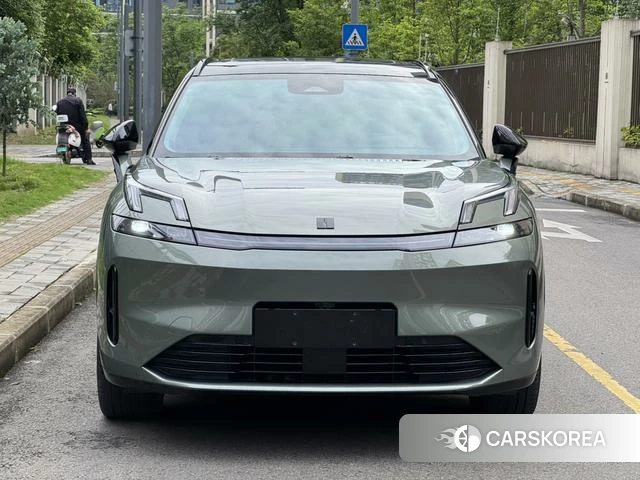 Lynk 08 EM-P 2023 Зеленый из Китая, фото 2