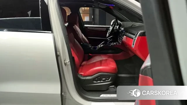 Porsche Cayenne (PO536) 2022 Серебристо-серый из Кореи, фото 2