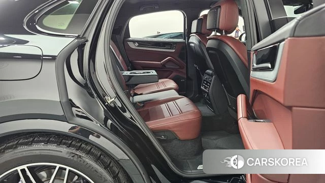 Porsche Cayenne (PO536) 2024 Черный из Кореи, фото 2