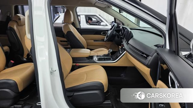 Kia Carnival 4th generation 2023 Белый из Кореи, фото 2