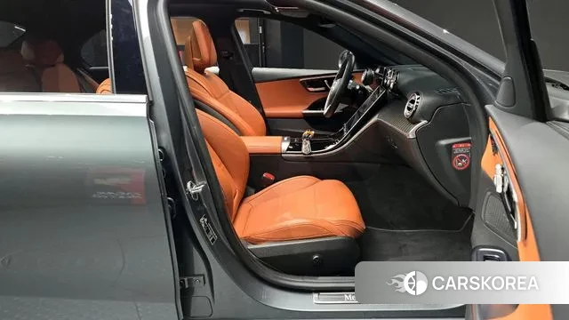 Mercedes-Benz C-Class W206 2022 Серый из Кореи, фото 2