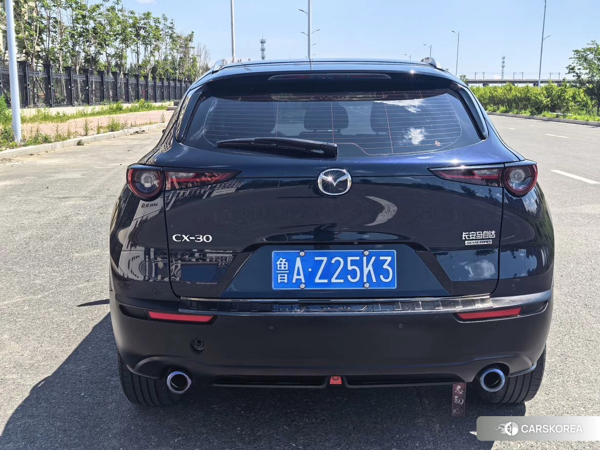Mazda CX-30 2022 Синий из Китая, фото 2