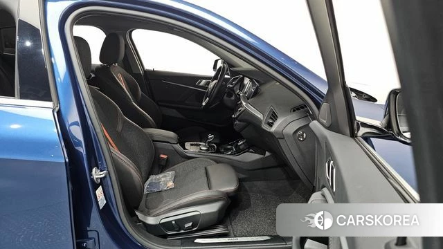 BMW 1 Series (F40) 2021 Синий из Кореи, фото 2