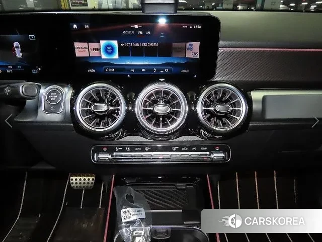 Mercedes-Benz GLB-Class X247 2025 Белый из Кореи, фото 2