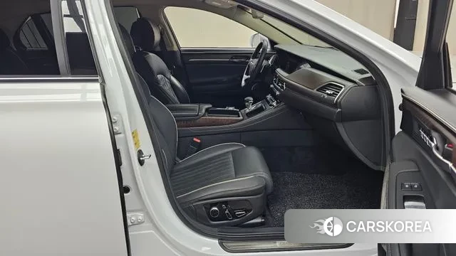 Genesis G90 2019 Белый из Кореи, фото 2