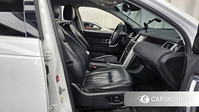 Land Rover Discovery Sports 2019 Белый из Кореи, фото 2