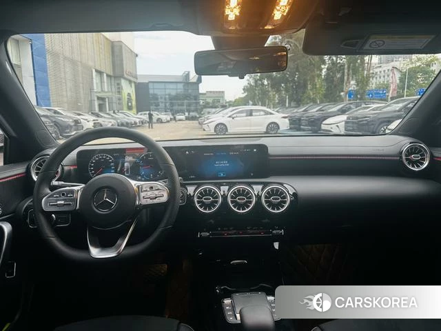 Mercedes-Benz Class A 2021 Белый из Китая, фото 2