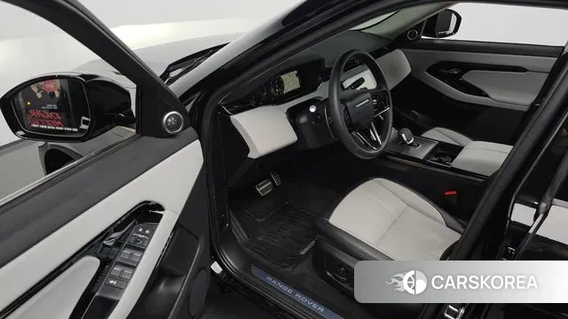 Land Rover Range Rover Evoque 2nd Generation 2025 Черный из Кореи, фото 2