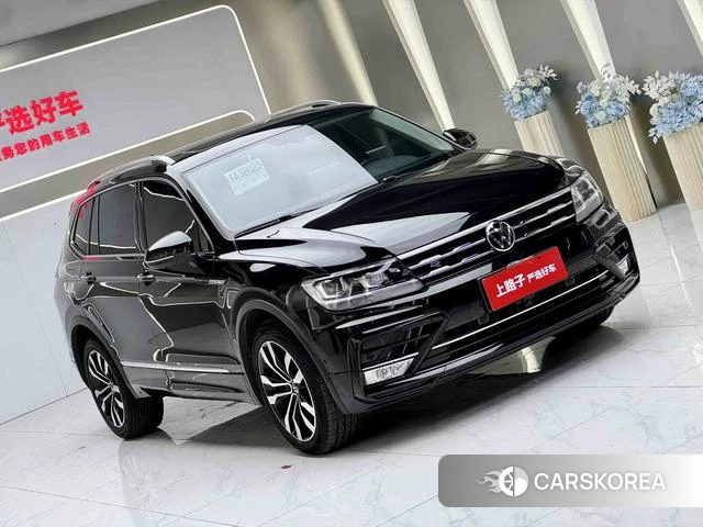 Volkswagen Tiguan L 2021 Черный из Китая, фото 2