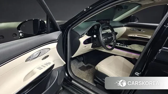 Genesis GV70 2021 Черный из Кореи, фото 2