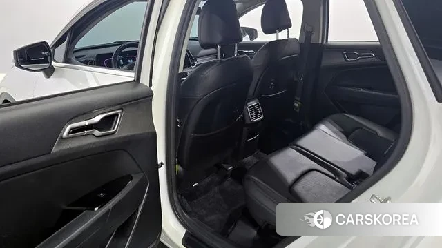 Kia Sportage 5th Generation 2021 Белый из Кореи, фото 2