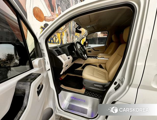 Toyota Granvia (overseas) 2023 Белый из Китая, фото 2