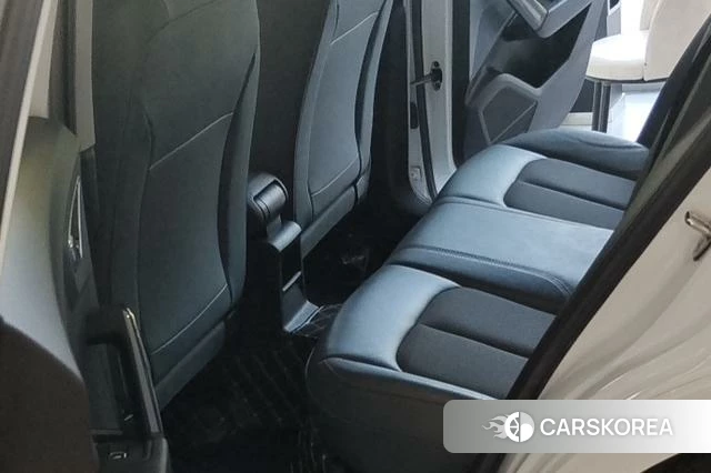 Audi Q2L 2020 Белый из Китая, фото 2