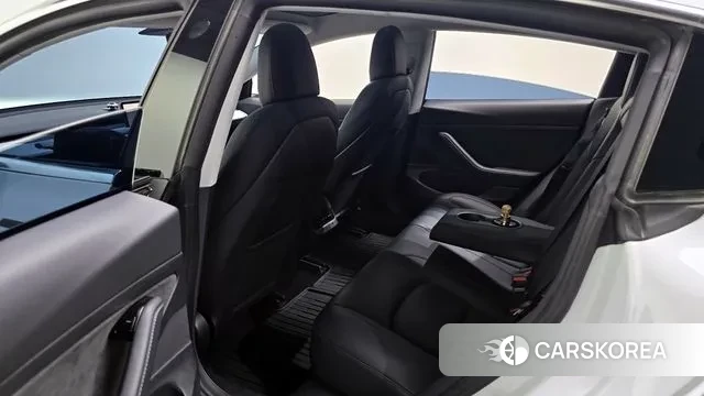 Tesla Model 3 2020 Белый из Кореи, фото 2