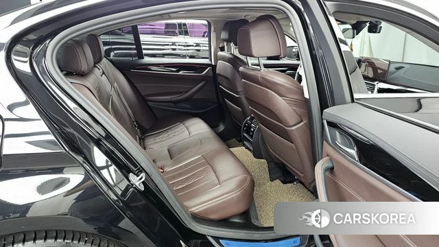 BMW 5 Series (G30) 2021 Серый из Кореи, фото 2