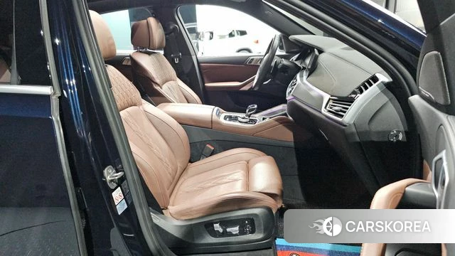 BMW X6 (G06) 2021 Черный из Кореи, фото 2