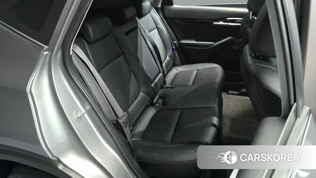 Kia Seltos 2020 Серебристо-серый из Кореи, фото 2