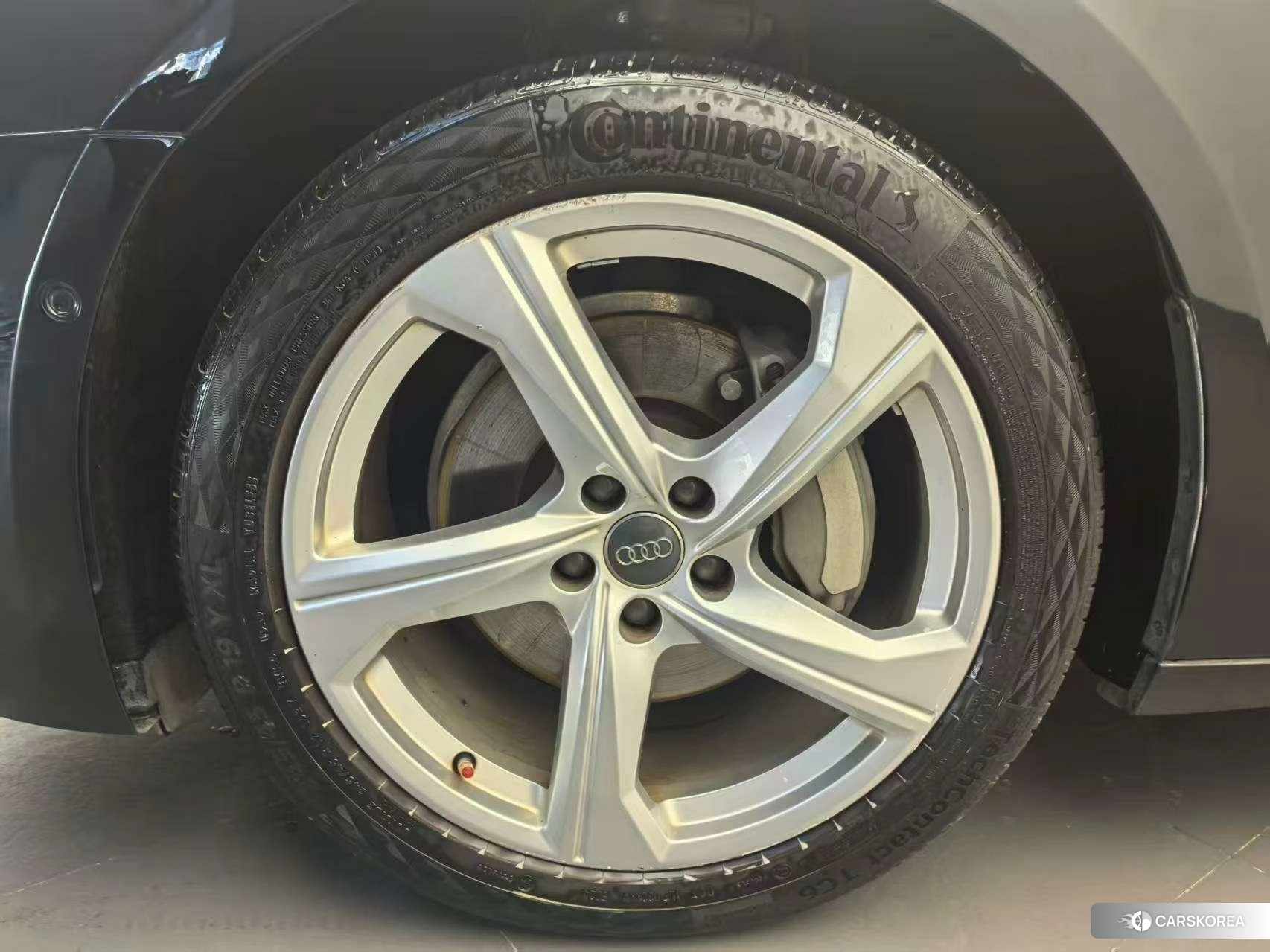 Audi A6L 2019 Черный из Китая, фото 2