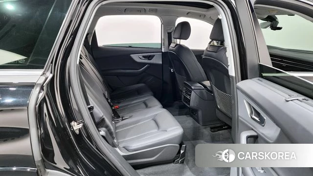 Audi Q7 (4M) 2023 Черный из Кореи, фото 2