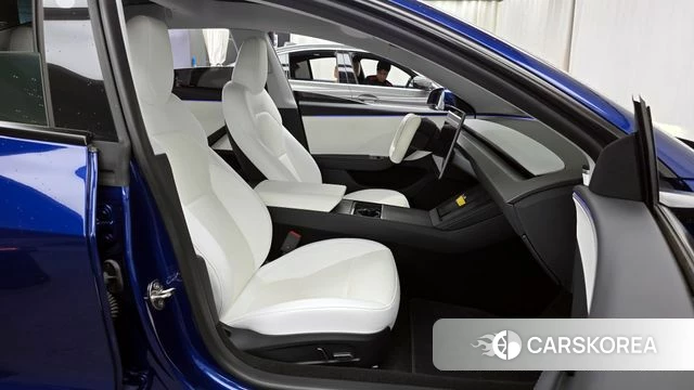 Tesla Model 3 2024 Синий из Кореи, фото 2