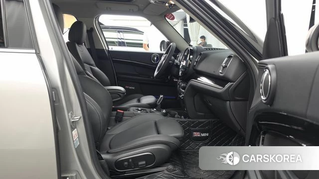 Mini Cooper Countryman 2024 Серебристо-серый из Кореи, фото 2